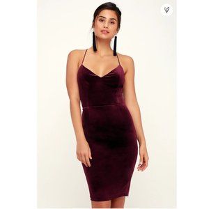 Karmin Burgundy Velvet Lace-Up Bodycon Dress
